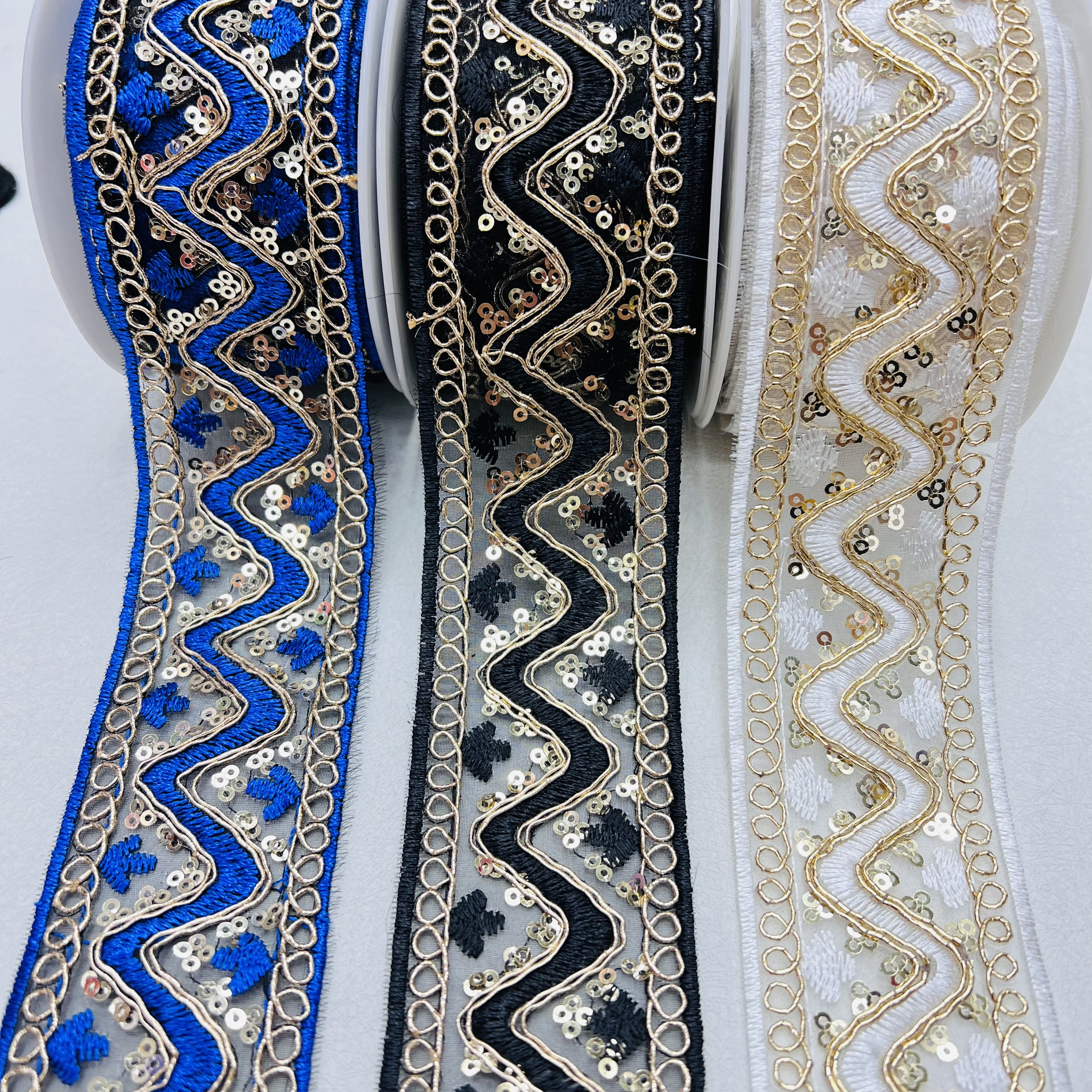 绣花蕾丝花边辅料 精美布料花边装饰 时尚手工DIY材料 高档服装装饰配件