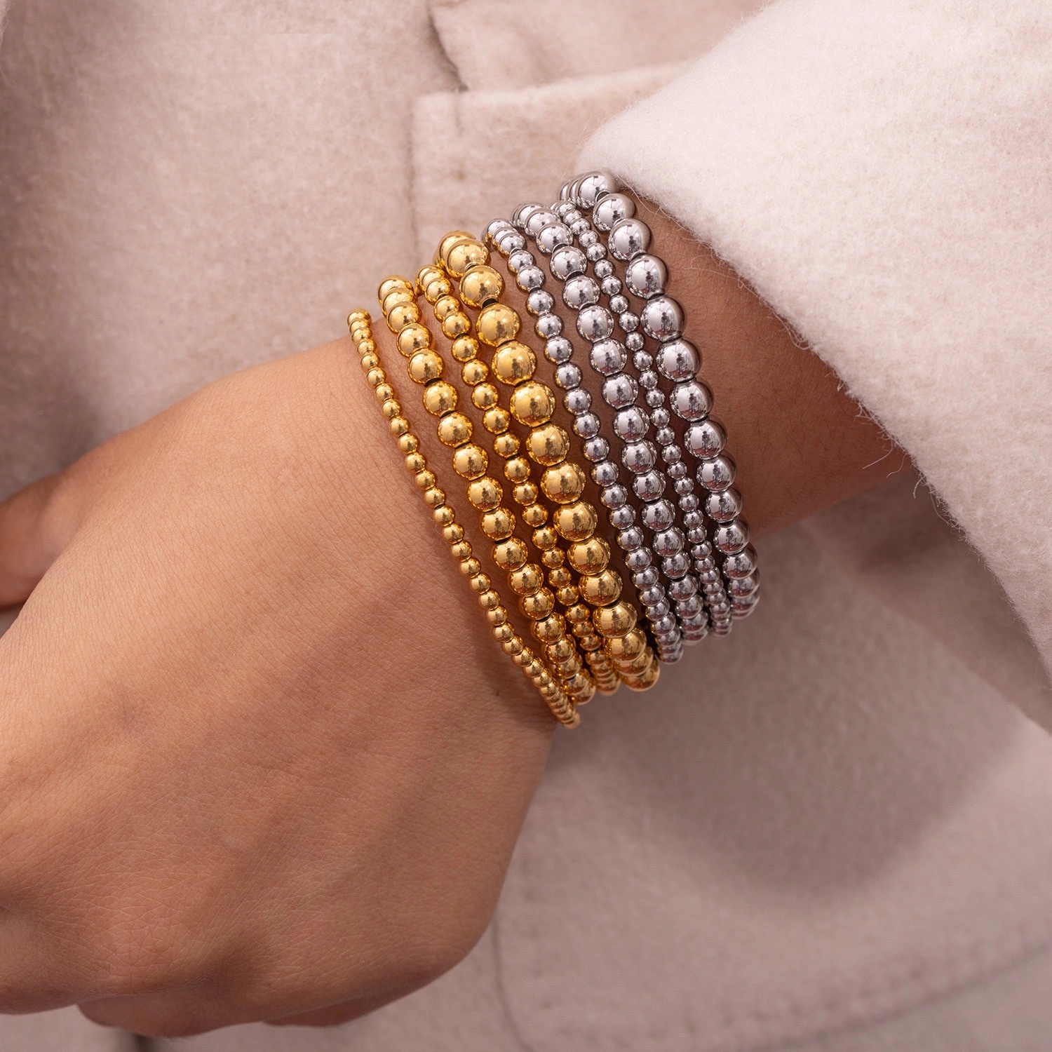 European and American ins fashion, simple and trendy jewelry, niche retro stainless steel plated with 18K elastic beads bracelet detail image 3