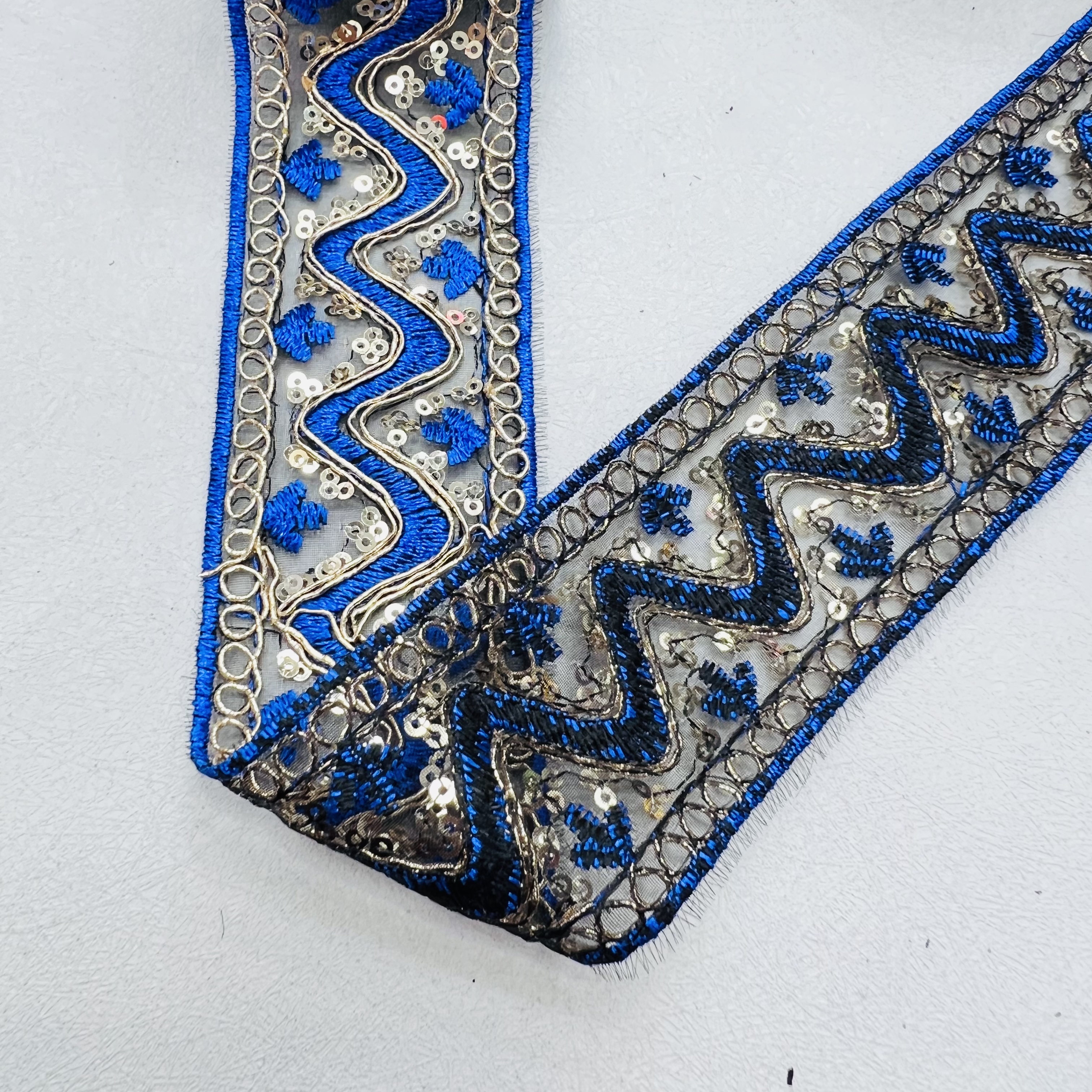 绣花蕾丝花边辅料 精美布料花边装饰 时尚手工DIY材料 高档服装装饰配件白底实物图