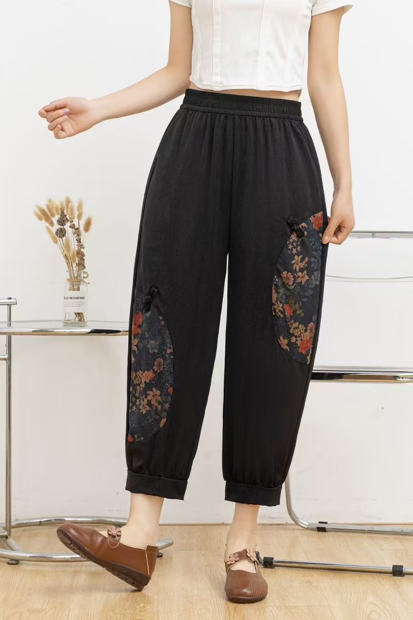In the spring and autumn of 2025, women's trousers with floral patterns are simple, fashionable and trendy new casual women's trousers in uniform sizes Specification image