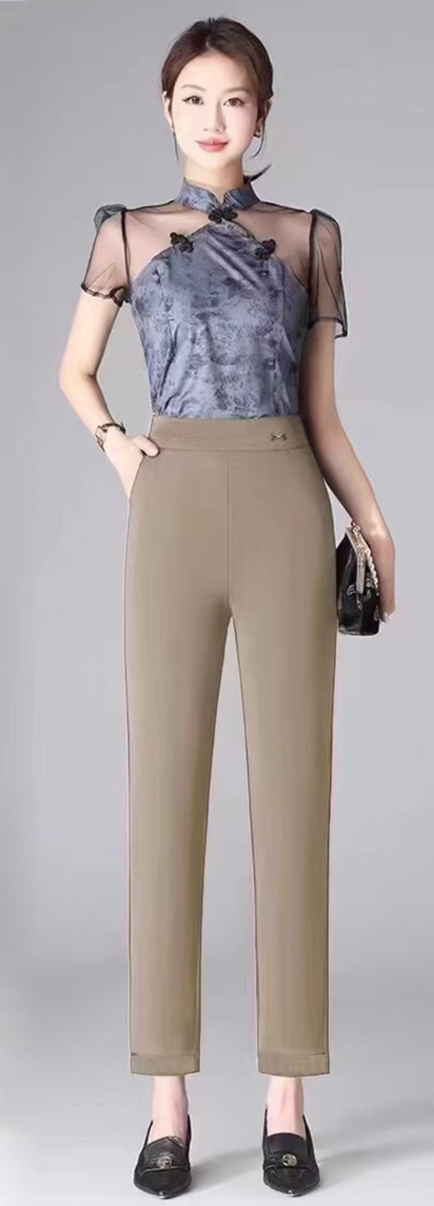 For the Spring and autumn of 2025, straight-leg women's pants are simple, height-enhancing, slimming, fashionable and trendy new women's wear in black khaki. The sizes range from 2XL to 5XL details Picture