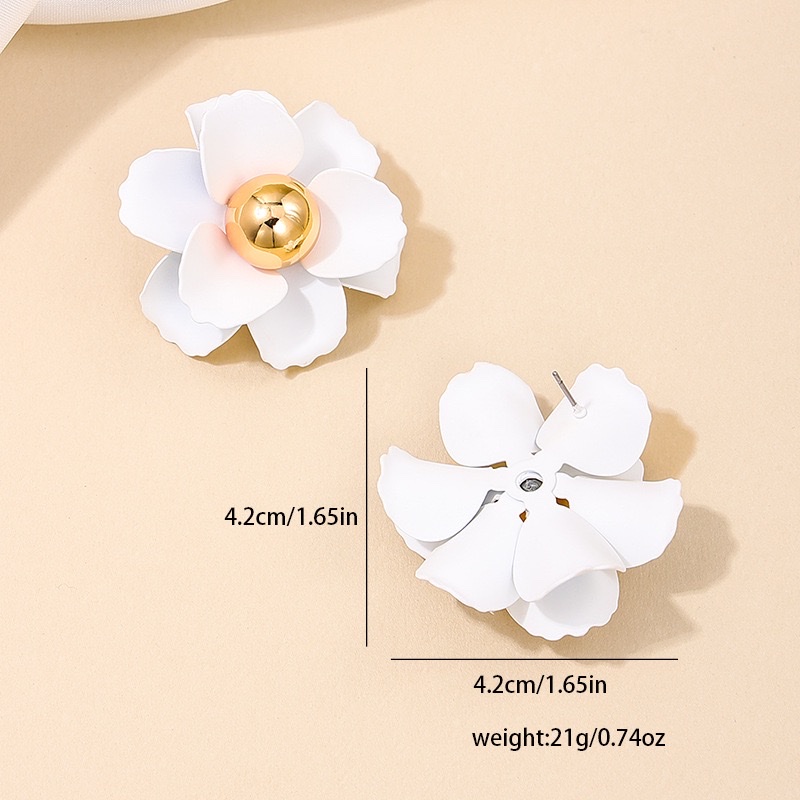 European and American spring sweet and fresh metal forest floral women's stud earrings, a versatile daily style detail image 2