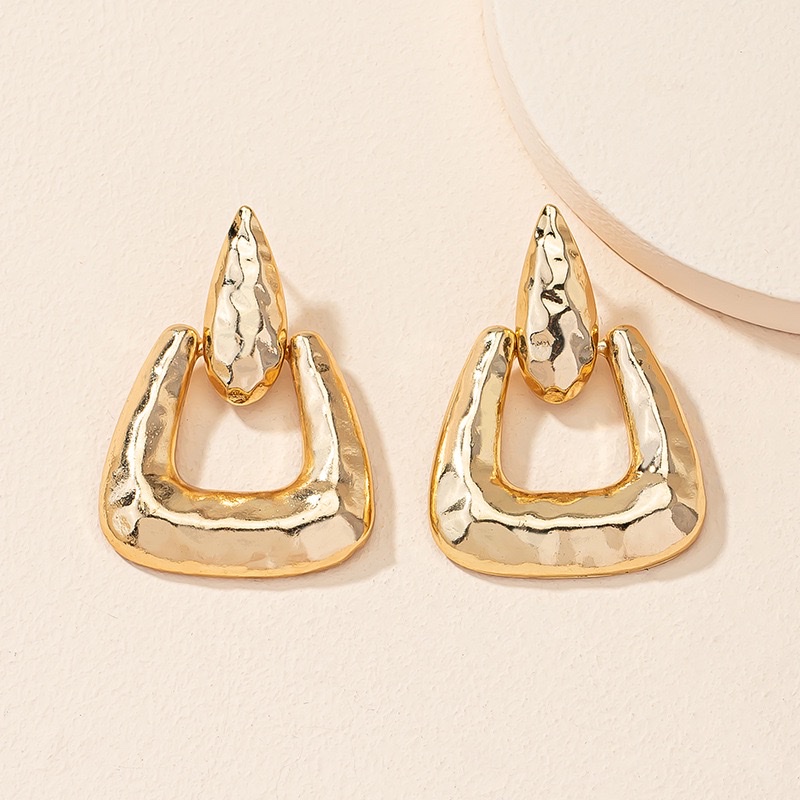 French geometric irregular triangle earrings with a high-end feminine touch, cold and elegant style, stud earrings, and European and American trendy alloy earrings Item Picture