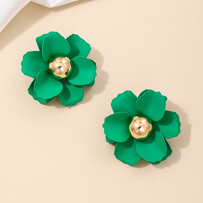 European and American spring sweet and fresh metal forest floral women's stud earrings, a versatile daily style detail image 6