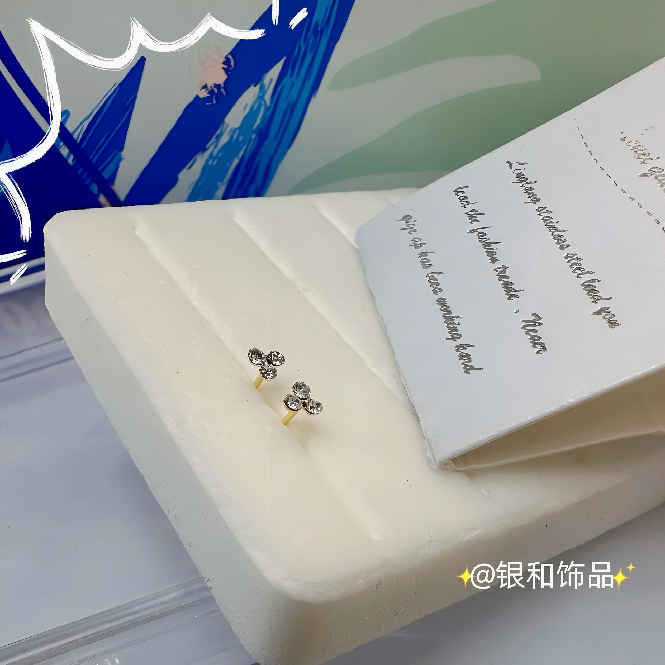Sterling silver nose stud style Europe and the United States elegant fashion wear resistant corrosion not easy allergic nose jewelry delicate and small Specification drawing