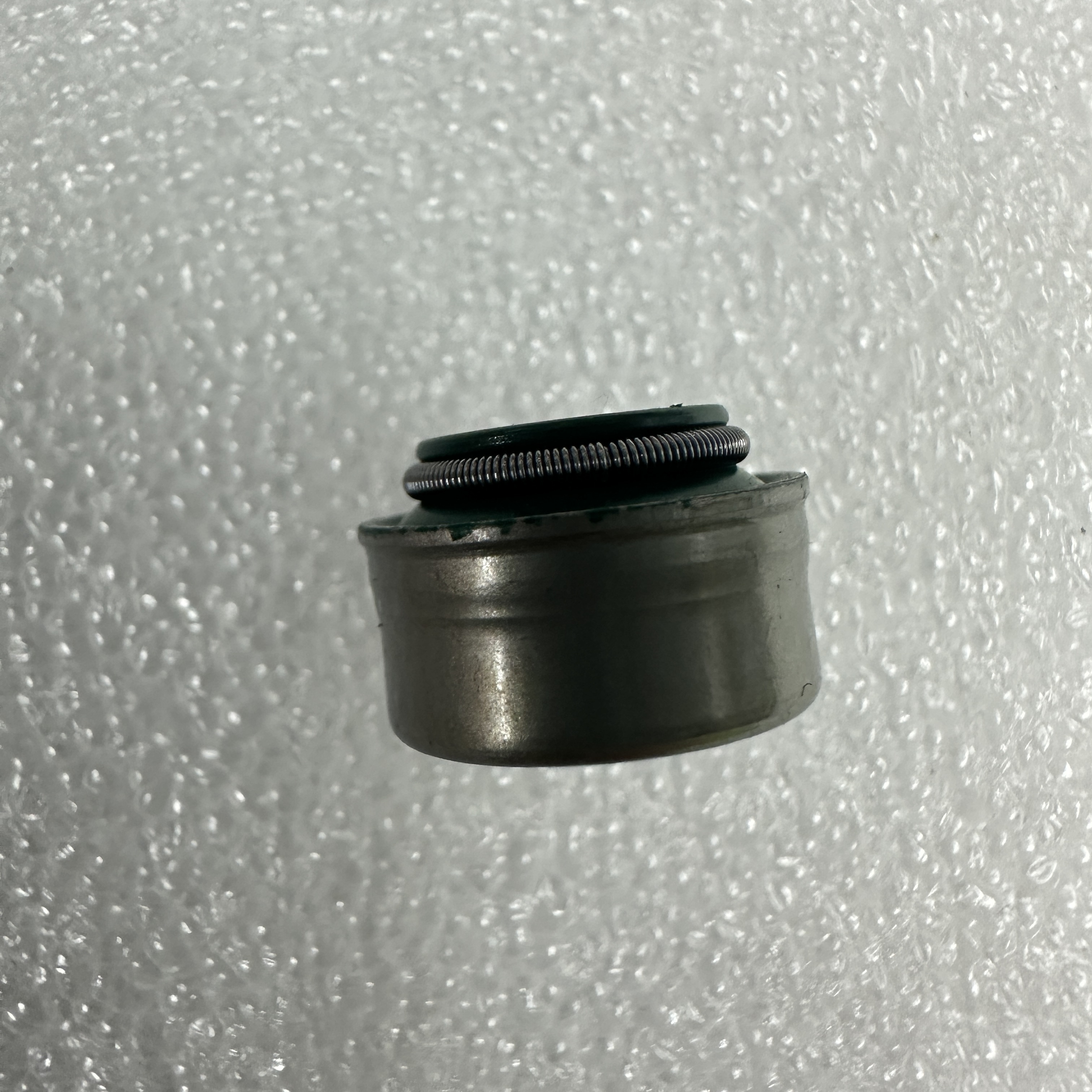 The seal is suitable for Perkins engine valve oil seals 2418M508 Specification image