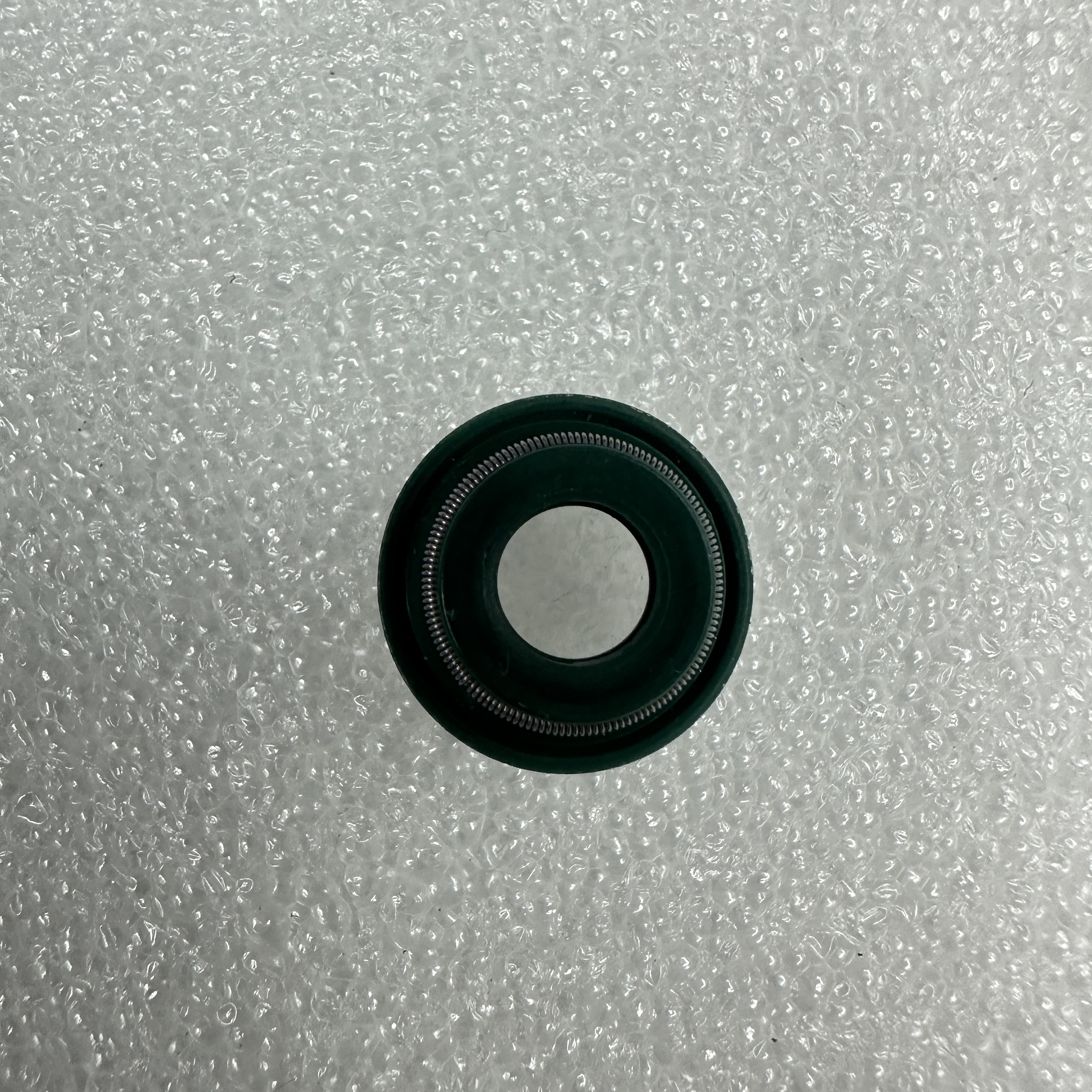 The seal is suitable for Perkins engine valve oil seals 2418M508 details Picture