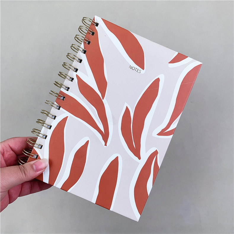 Cuaderno de comercio exterior cuaderno personalizado tipo americano A5 hardcase coil book clavija de hierro libro de texto coil cuaderno de dibujos animados coil libro de libro de mano details Picture