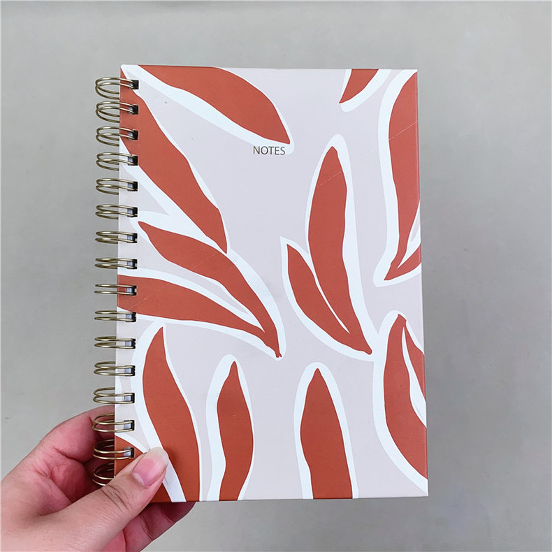 Cuaderno de comercio exterior cuaderno personalizado tipo americano A5 hardcase coil book clavija de hierro libro de texto coil cuaderno de dibujos animados coil libro de libro de mano Specification image