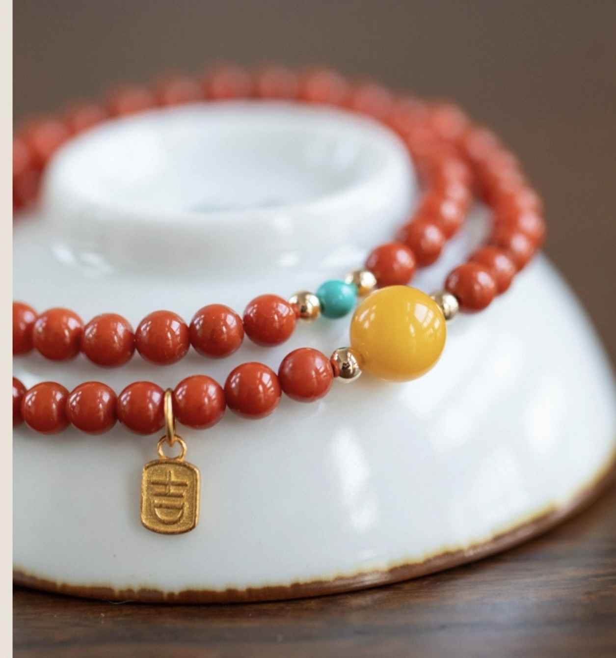 Nan Hong multi-ring natural beeswax original turquoise double-ring bracelet, red bracelet for women in their zodiac year details Picture
