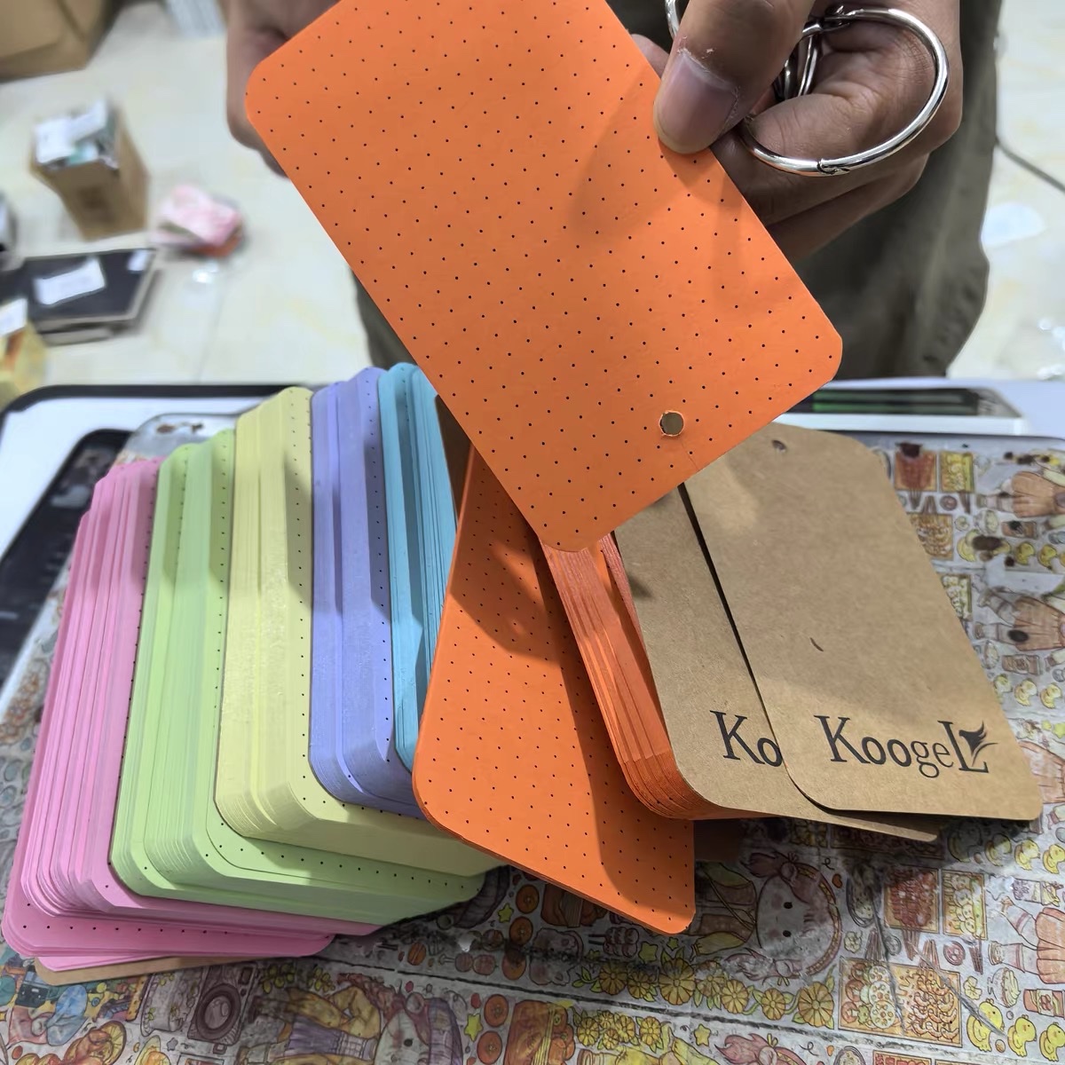 Customized foreign trade notebooks: cowhide horizontal line looped notebooks, textbook coil notebooks, diary books Item Picture