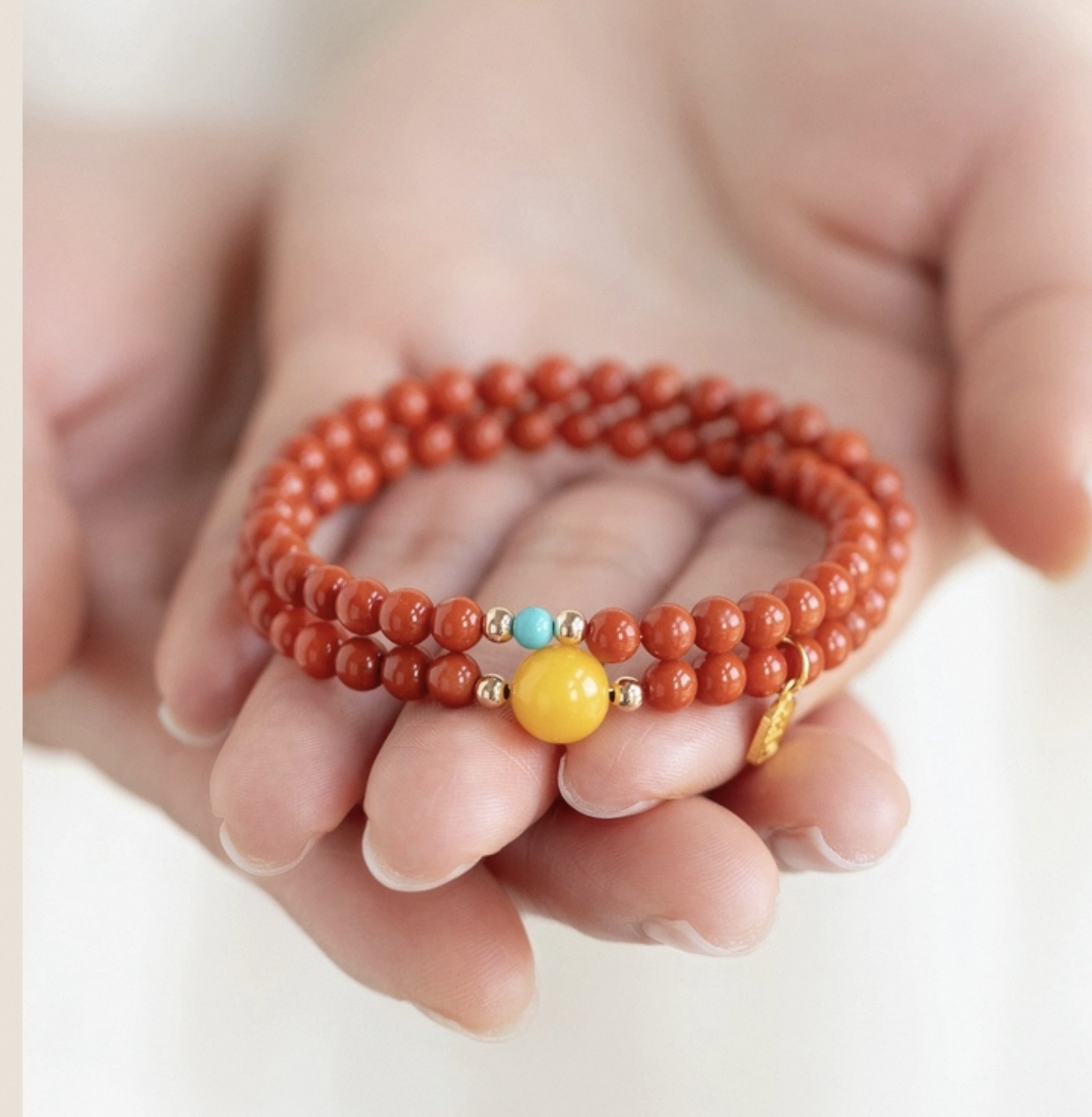 Nan Hong multi-ring natural beeswax original turquoise double-ring bracelet, red bracelet for women in their zodiac year Specification image