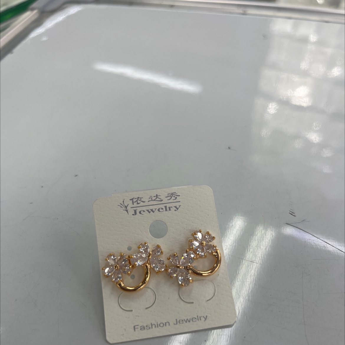 锆石耳环女超闪时尚气质花朵蝴蝶锆石耳饰精致百搭高级感经典大方百搭经典耳钉