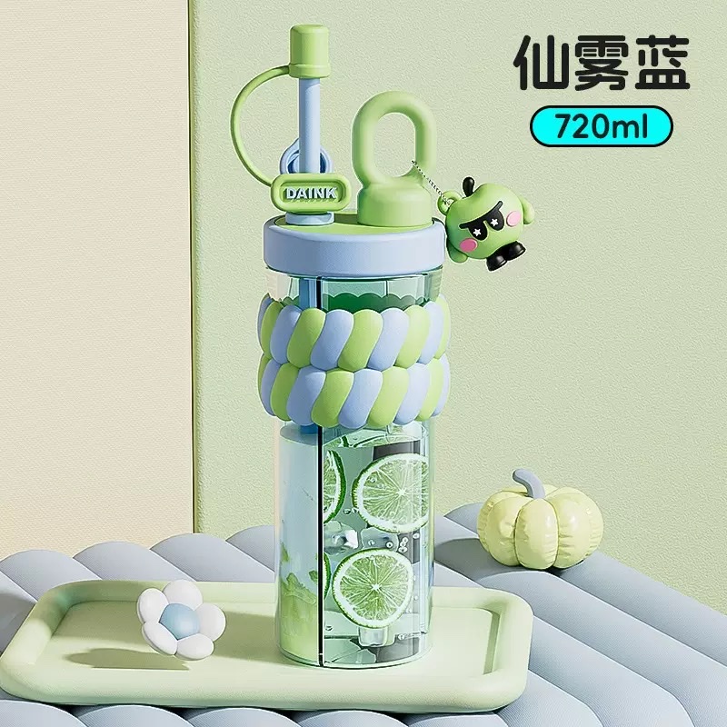 塑料杯实物图