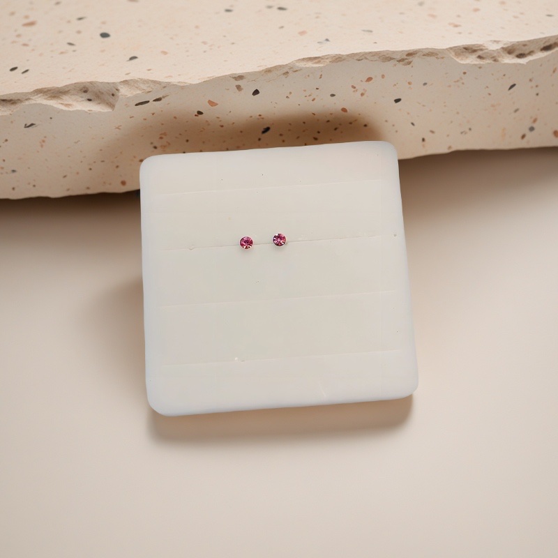 纯银耳钉饰品 圆形耳钉 精致耳饰 持久不褪色 轻巧舒适耳装饰品