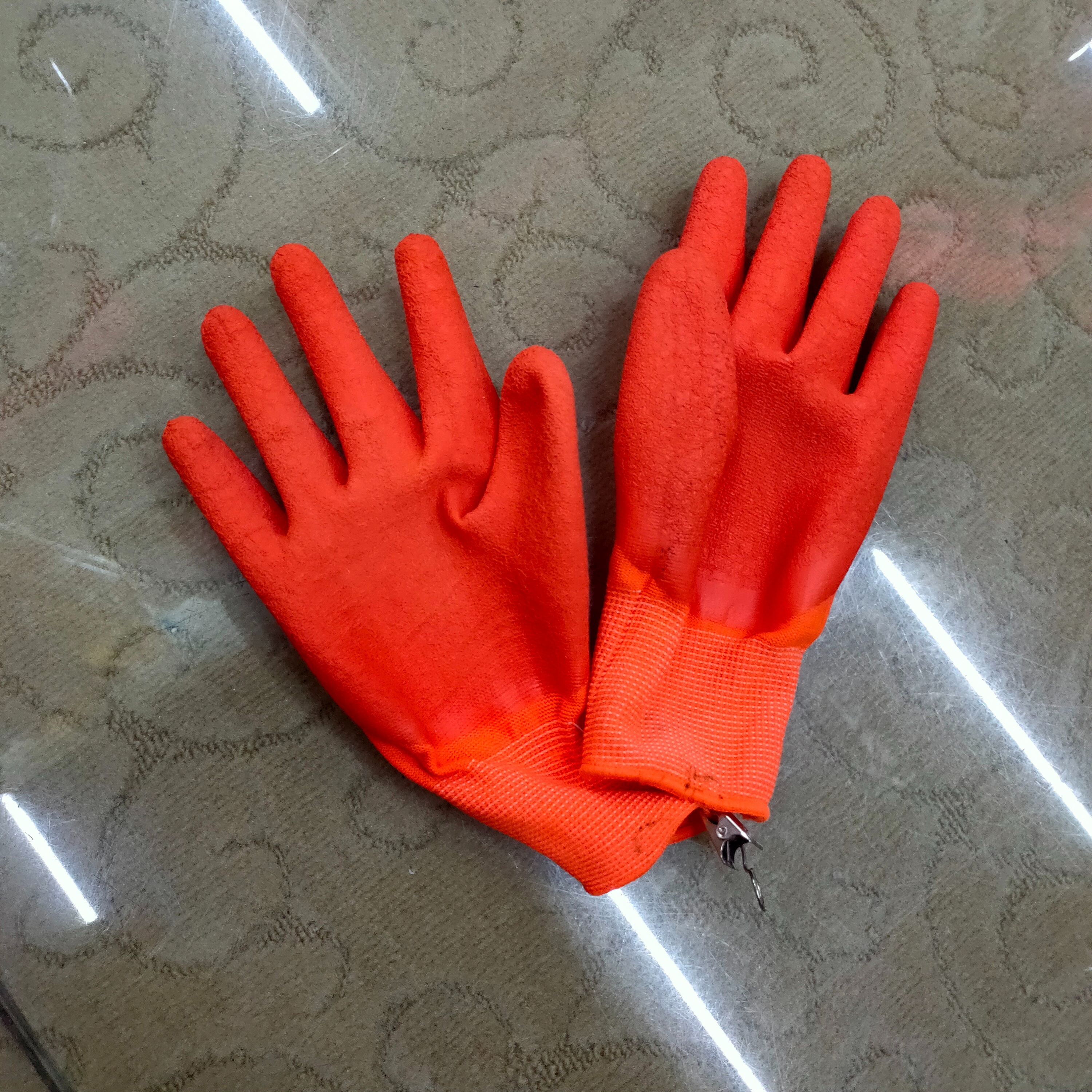  厂家直销尼龙手套耐磨浸胶手套涂胶丁青劳保手套001
