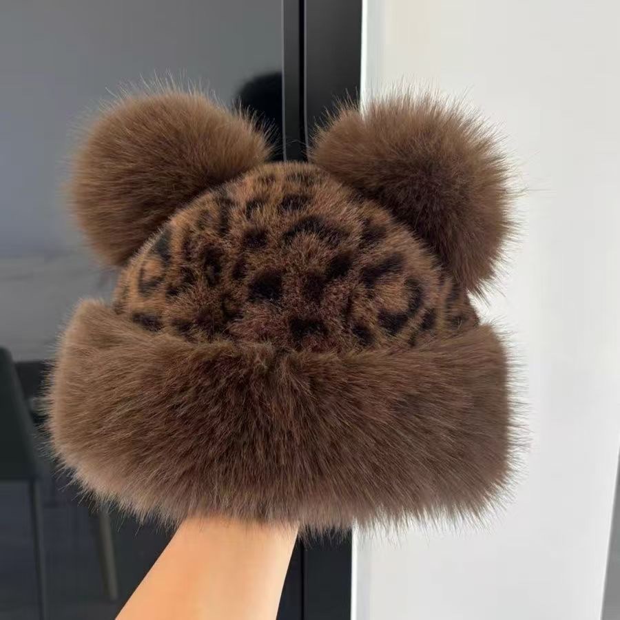 2025 New retro leopard print Mongolian hat for women's winter, cute bear Lei Feng hat, thickened warm ear-protecting velvet hat Item Picture
