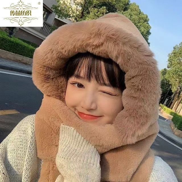 A new winter plush hat for women, a warm, thickened and fleece three-piece set of scarf, hat and gloves. It's cute for cycling detail image 6