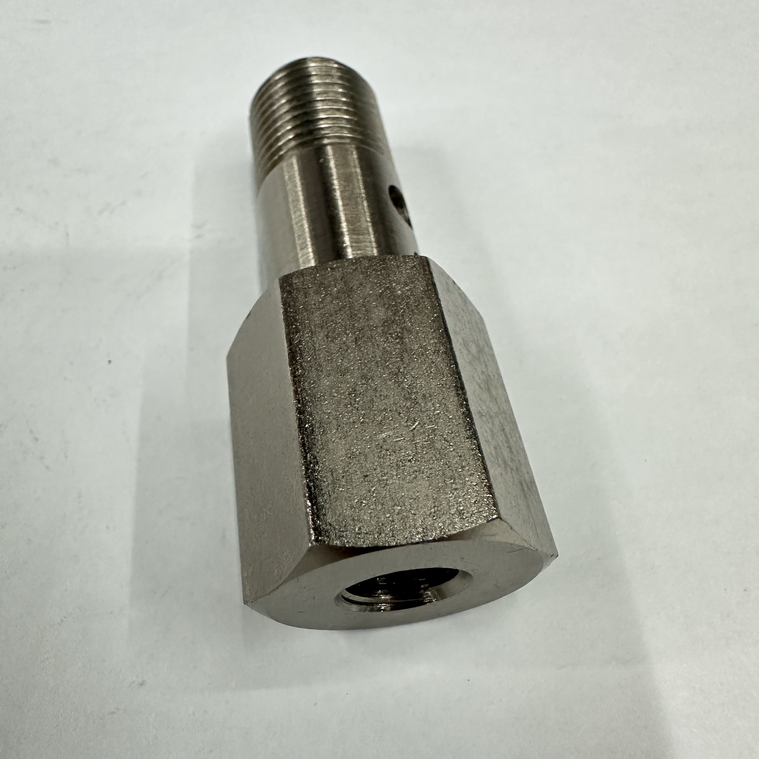 Truck parts are suitable for RENAULT truck Renault engine pressure relief valve 7420715049 Item Picture