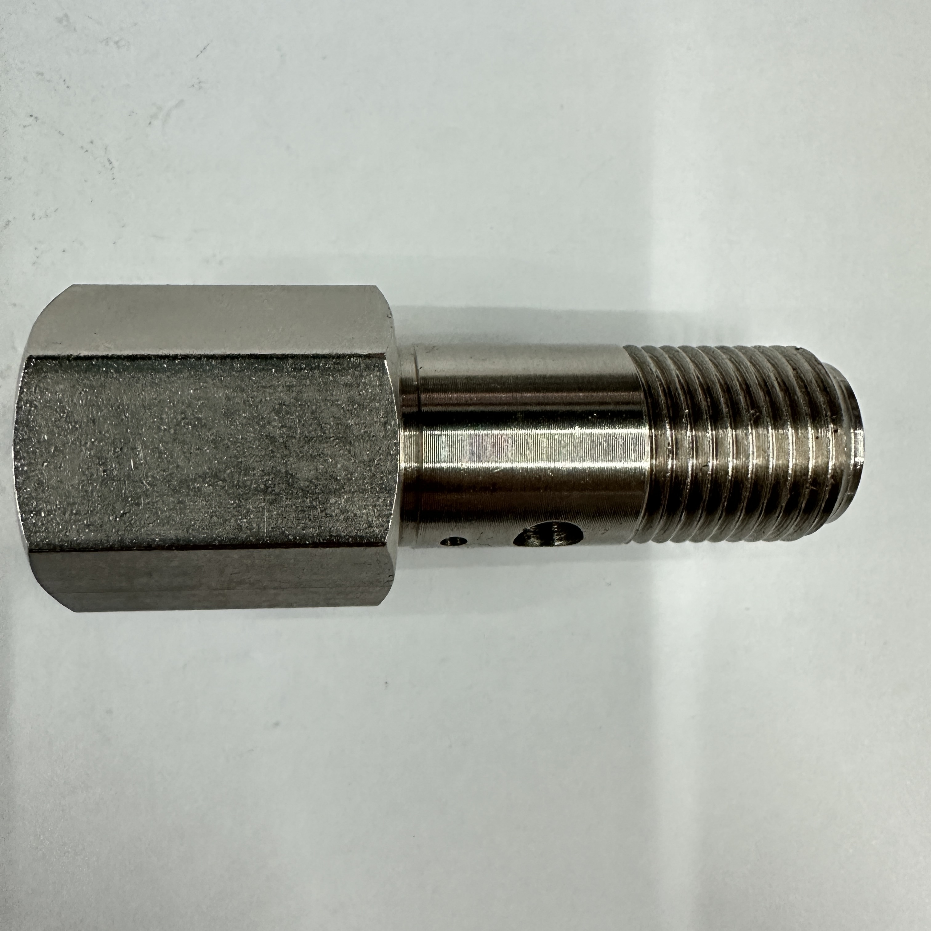 Truck parts are suitable for RENAULT truck Renault engine pressure relief valve 7420715049 Application Scenario