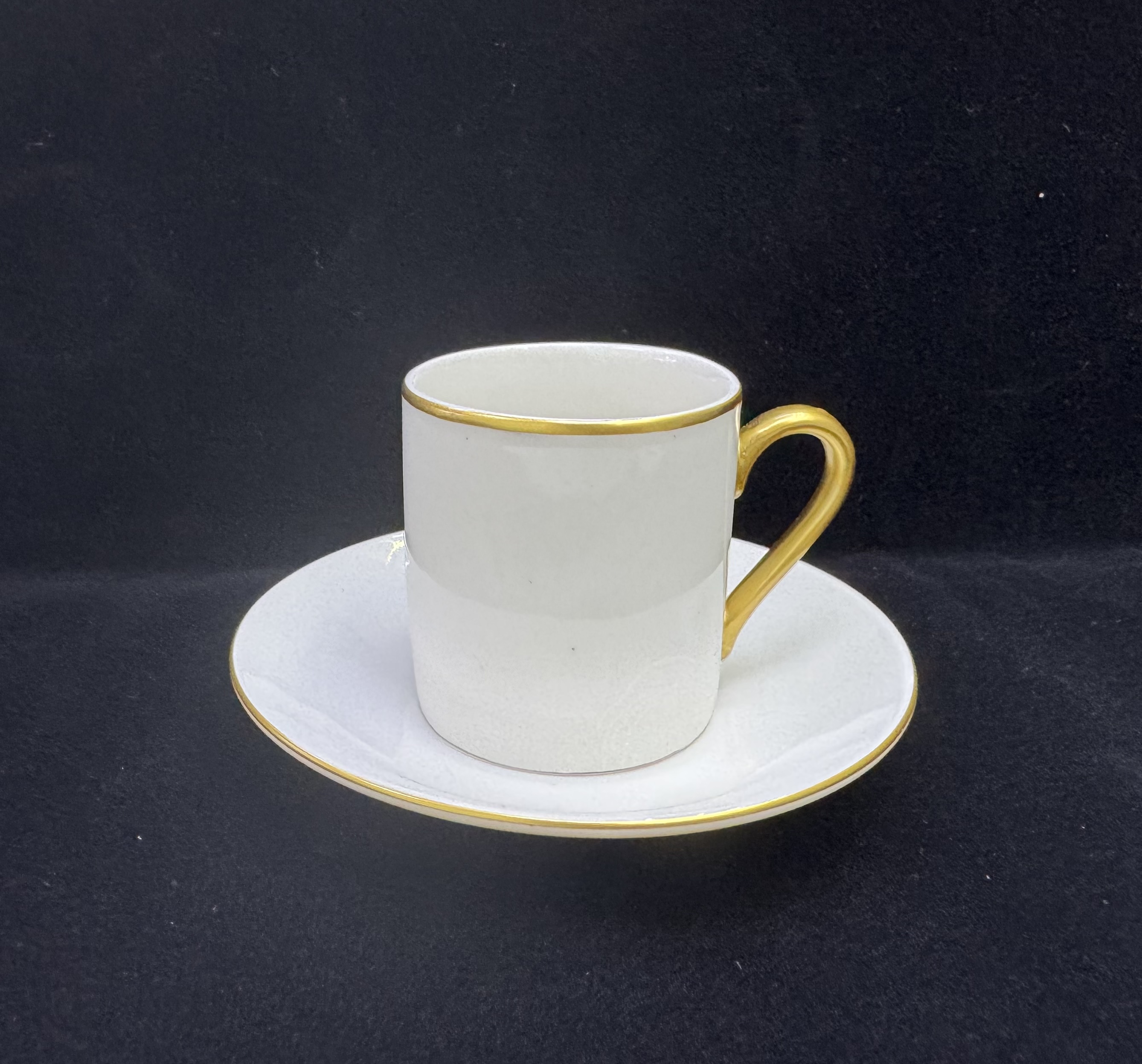 陶瓷杯碟，咖啡杯，阿拉伯杯，红茶杯，咖啡杯定制杯碟白底实物图