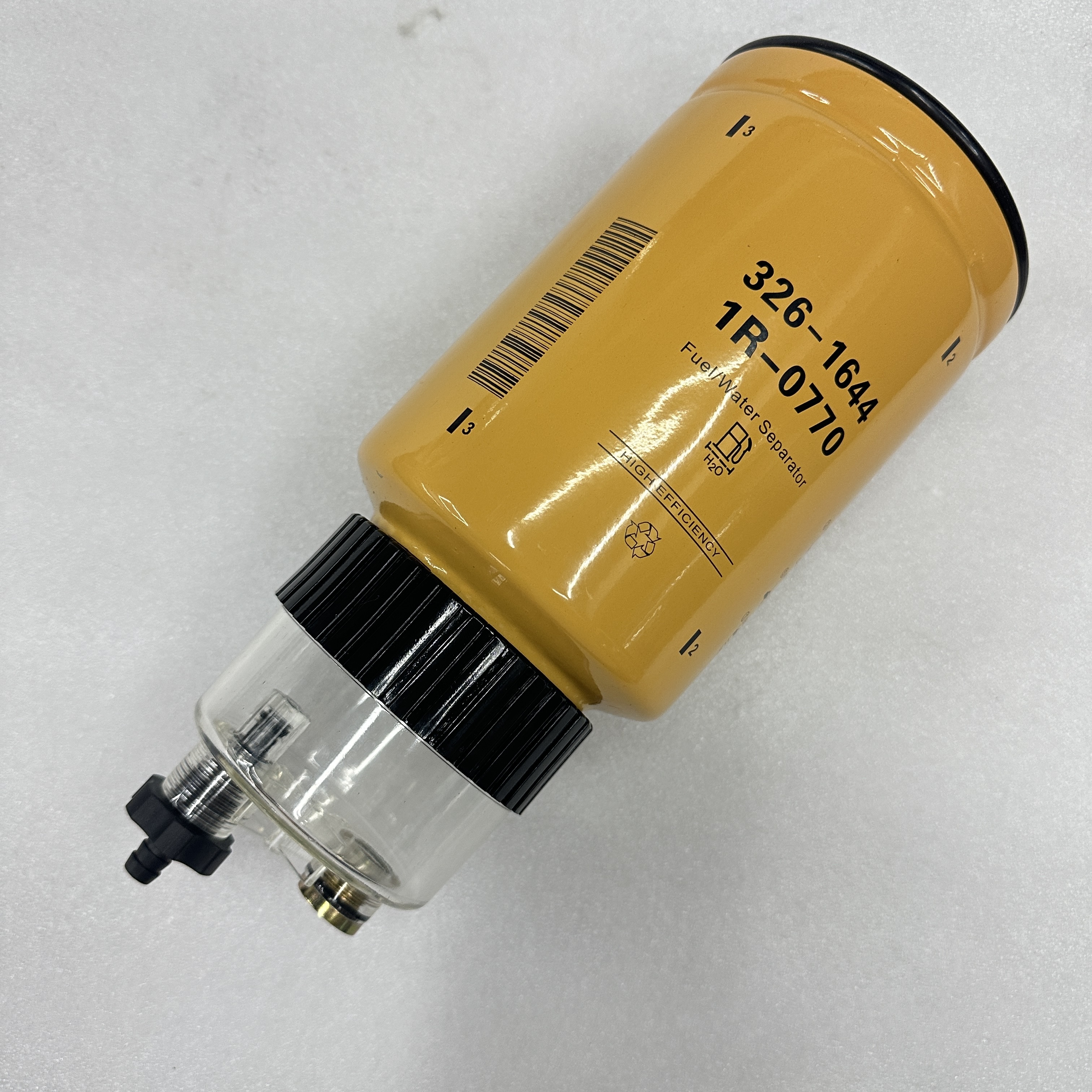 The construction machinery parts are suitable for the Caterpillar engineering vehicle filter 1R-0770 Application Scenario