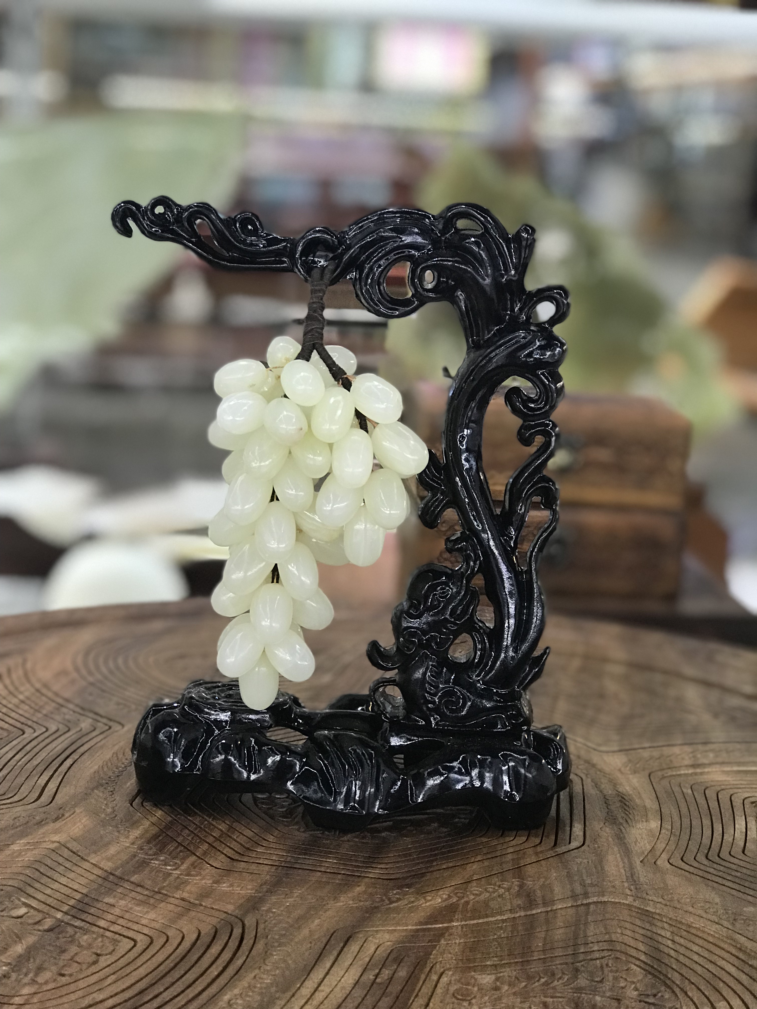 巴基丝坦玉石艺术品#精致工艺品#玉葡萄#硕果累累