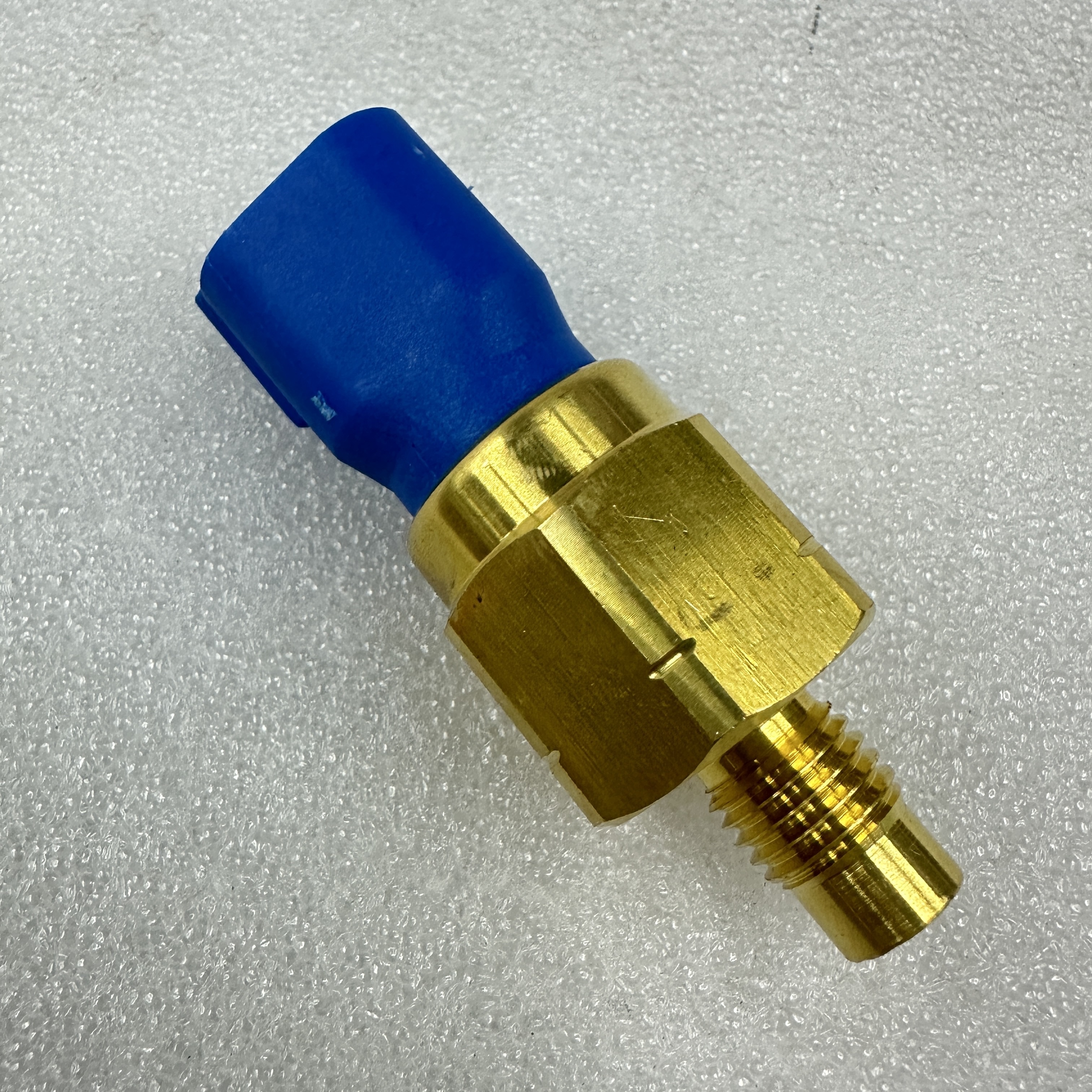 工程车配件适用于JCB杰西博发动机机油压力传感器 320/04558产品图