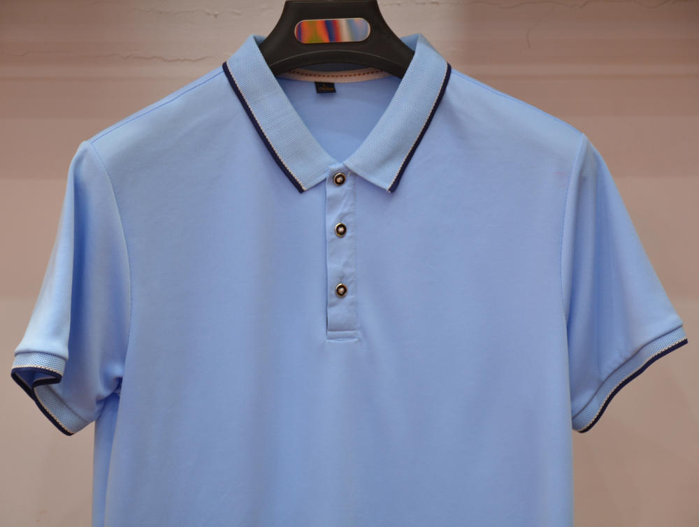 The New Cross-Border High-End Small-Neck Quick-Drying Two-Tone Short-Sleeved Polo Advertising Shirt With A Lapsed Collar For Both Men And Women Is Now Available. The Shirt Is Comfortable, Breathable, Fashionable, Casual And Trendy As A Base Layer undefined