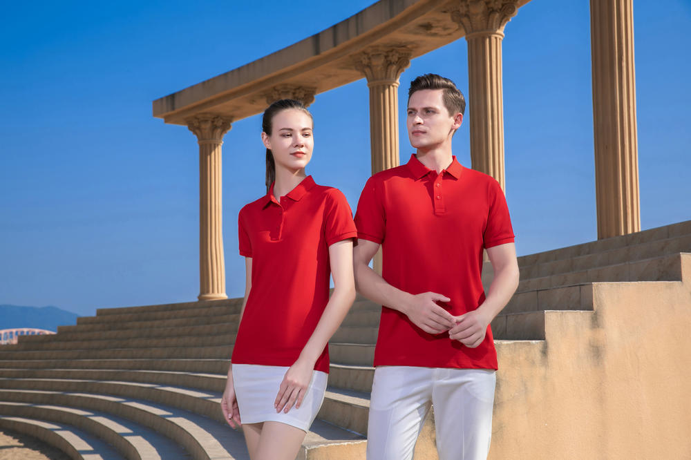 The wheat series of pure cotton lapel short-sleeved polo shirts for both men and women are fashionable, comfortable and breathable. The polo shirts come in a variety of styles and are now available detail image 5