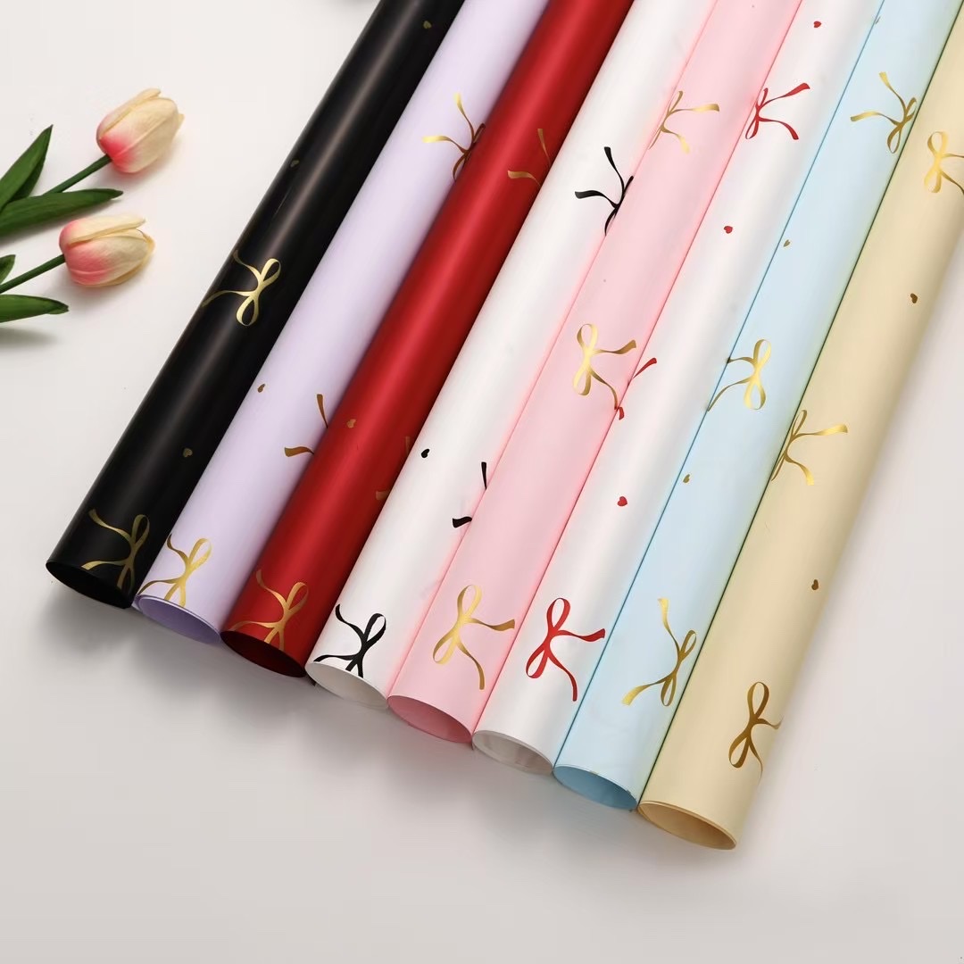 Pengfa Packaging Factory Store's new Mother's Day knot, gold-embossed flower wrapping paper, waterproof wrapping paper, flower shop festival bouquet packaging, gift packaging products, flower packaging Application Scenario