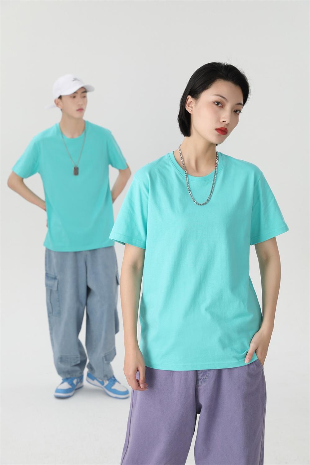 240g/㎡ fabric 100% combed pure cotton short-sleeved T-shirt, a trendy men's and women's same simple and fashionable clothing, comfortable and breathable. Summer short-sleeved T-shirt, a trendy style