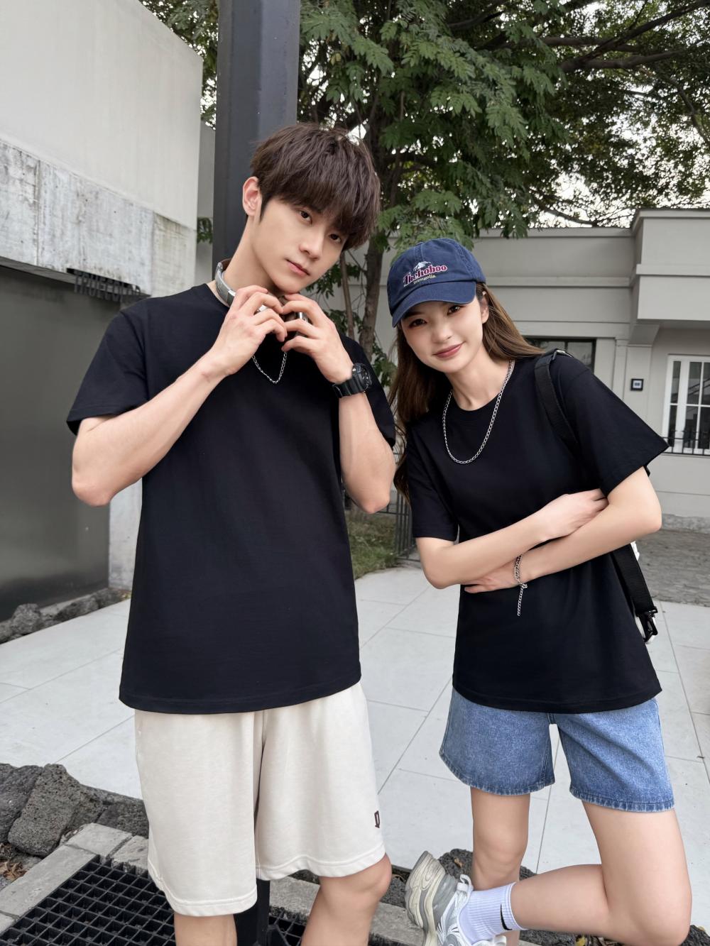 Cross-border 32-piece 200g/㎡ 5A antibacterial combed pure cotton European size off-the-shoulder loose style short-sleeved T-shirt, trendy clothing, fashionable casual T-shirt, simple and elegant short-sleeved trendy T-shirt for men Application Scenario