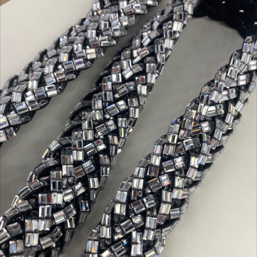 新品九股抽条水钻批发