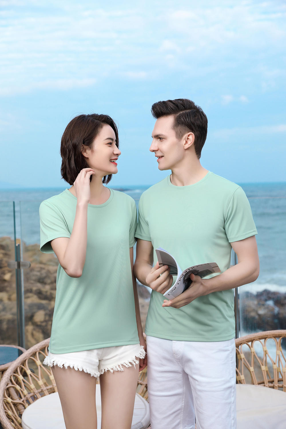 Cross-border Yinglang Solid Color 210g/㎡ ice ion cotton Amlane series New short-sleeved T-shirt for men and women, fashionable and casual, simple and comfortable short-sleeved trendy T-shirt for men and women