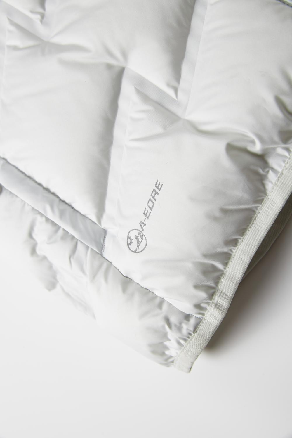 The cross-border couple's lightweight duck down vest is a must-have for outdoor sports. This series of lightweight and warm sports down jackets is available in new winter styles for both men and women detail image 19