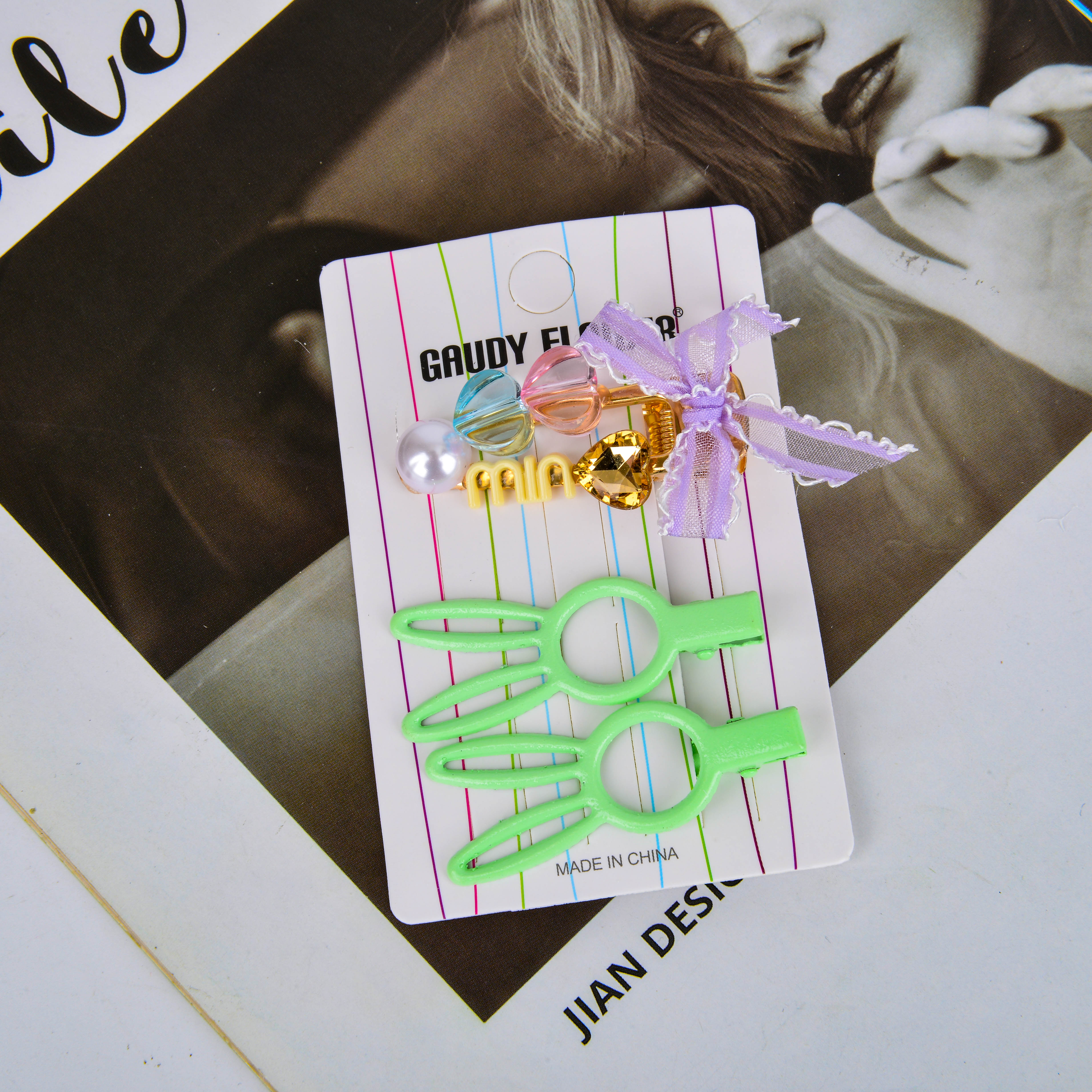 Multi-accessory hair clips Specification image
