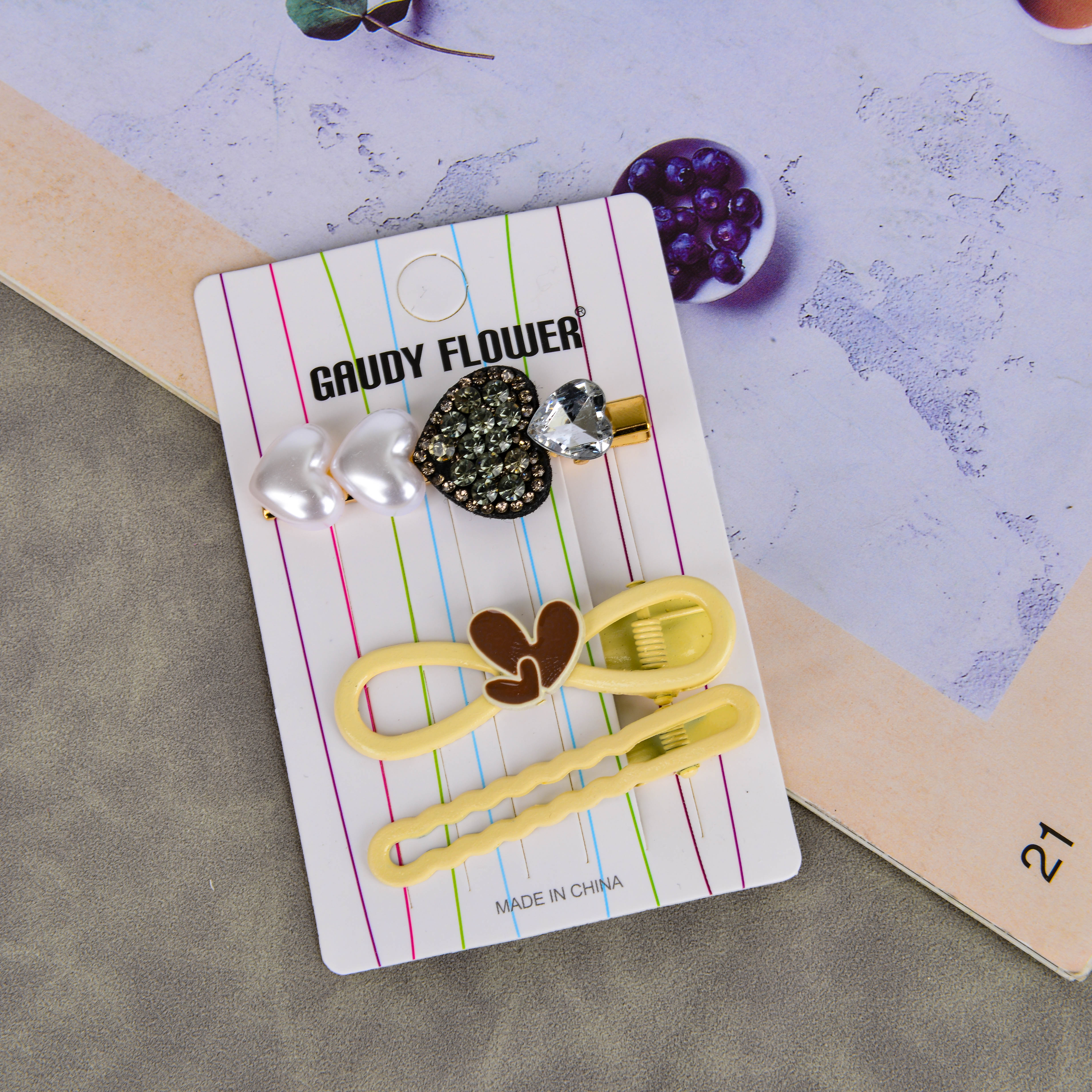 Children's hair clips are lightweight, long-lasting and do not damage hair. New trendy hair accessories Application Scenario