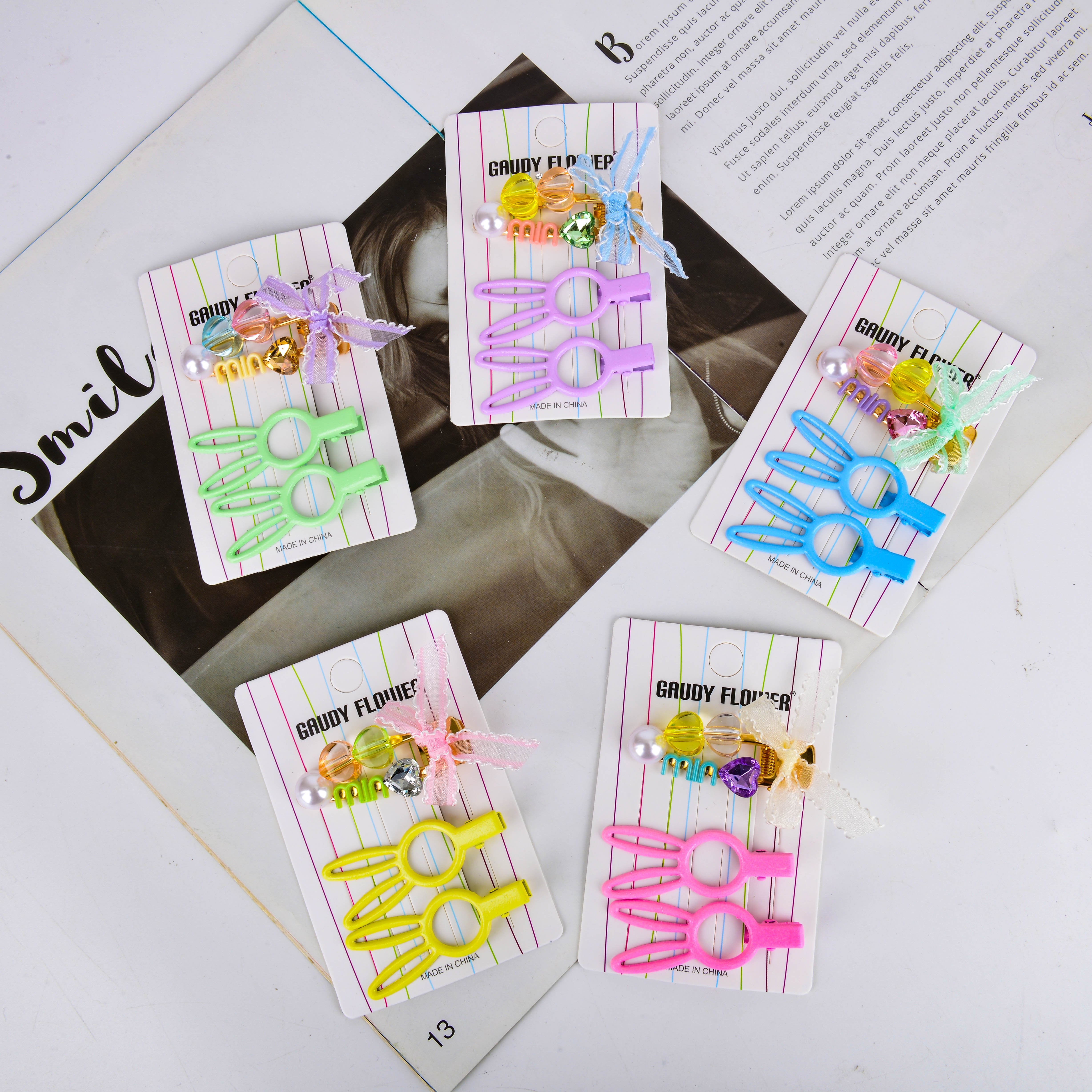 Multi-accessory hair clips details Picture