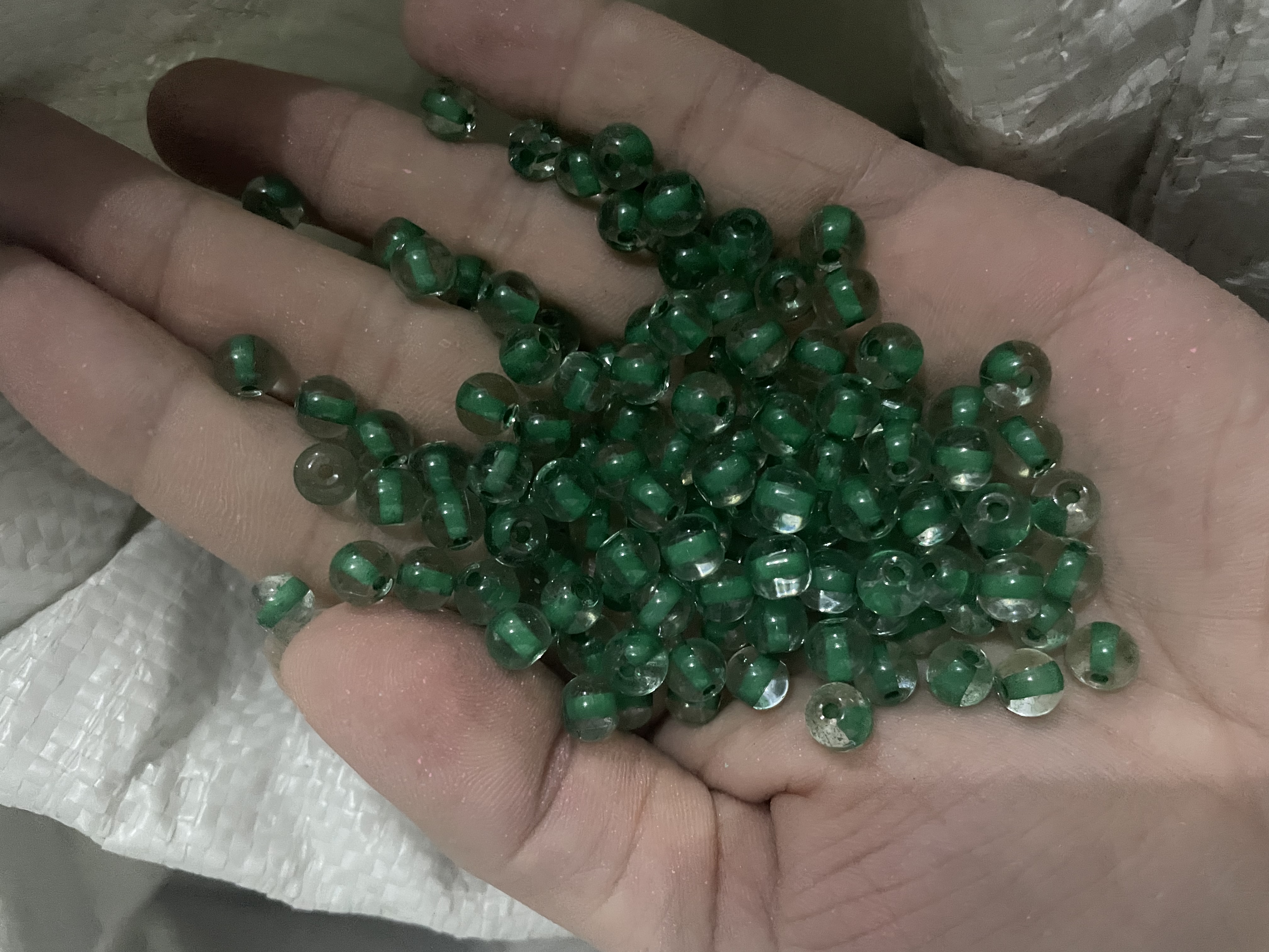 琉璃珠子精美散珠 DIY手工串珠材料 琉璃散珠手链配件 手工珠子首饰制作细节图