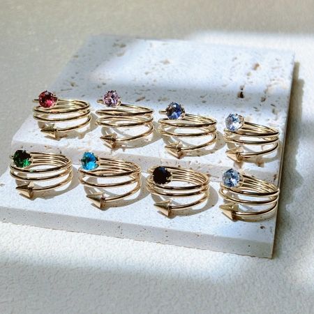 Colorful zircon rings, stainless steel rings, vintage rings, unique designs, exquisite craftsmanship, high-end and fashionable ladies' rings, jewelry and gifts Colorful zircon rings, stainless steel rings, vintage rings, unique designs, exquisite craftsmanship, high-end and fashionable ladies' rings, jewelry and gifts