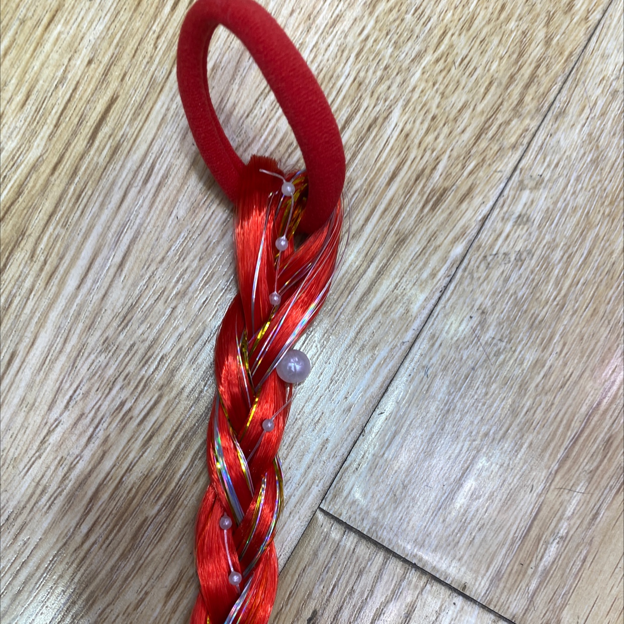 Children's hair clips and headwear are beautiful, shiny, diamond-shaped, lightweight, durable and do not damage hair quality. They are cute hair accessories specially designed for babies details Picture