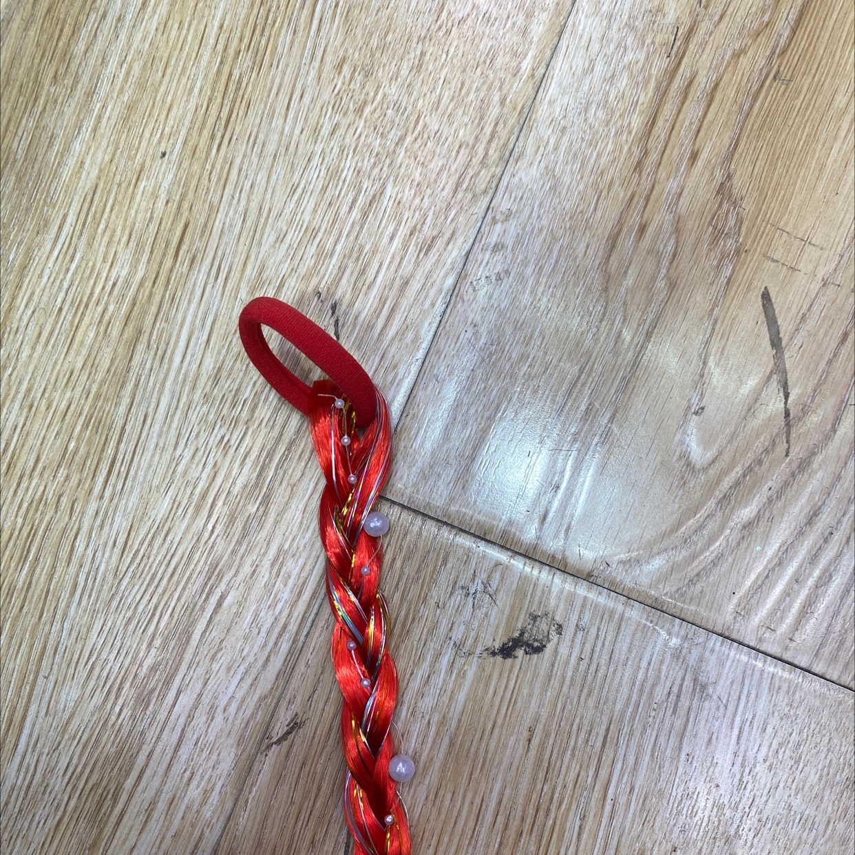 Children's hair clips and headwear are beautiful, shiny, diamond-shaped, lightweight, durable and do not damage hair quality. They are cute hair accessories specially designed for babies Specification drawing