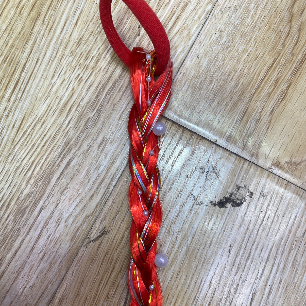 Children's hair clips and headwear are beautiful, shiny, diamond-shaped, lightweight, durable and do not damage hair quality. They are cute hair accessories specially designed for babies Application Scenario