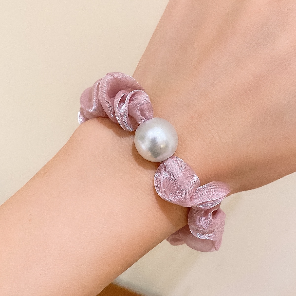 Korean-style super fairy organza imitation pearl hair bands, hair ties, high-end hair accessories, bun hair ties, and leather bands Item Picture