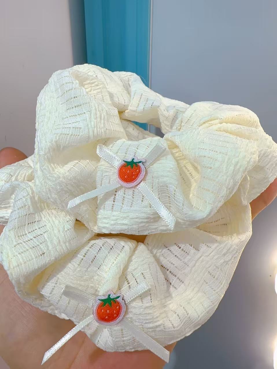 时尚饰品大肠发圈 水果卡通配件 气质大肠圈发绳 简约发饰发圈女士头饰发圈饰品大肠圈头绳产品图