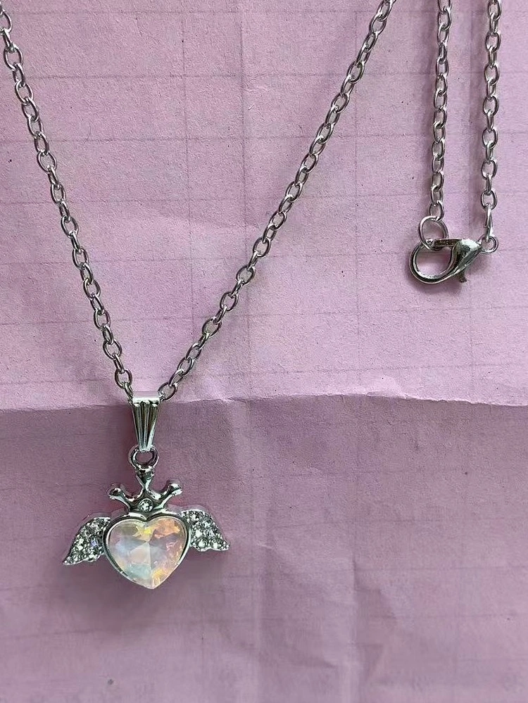 Angel Wings necklace, high-end custom jewelry, exquisite and elegant gemstone pendant, noble yet not expensive jewelry gift necklace, silver jewelry detail image 3