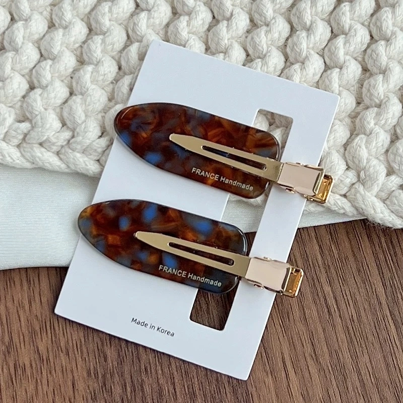 This is a special hair accessory for children. It comes with a hair bun, a nylon hair band and a hair accessory. The integrated design makes it easy to create a sweet hairstyle detail image 7