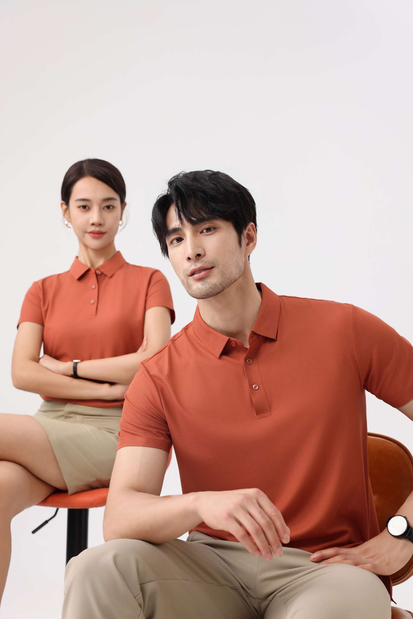 Cross-border high-quality 5A500 brocade ammonia seamless solid color round neck traceless high-end quick-drying ice cool silk men's short-sleeved casual wear for high-end occasions, comfortable, breathable and fashionable new style details Picture