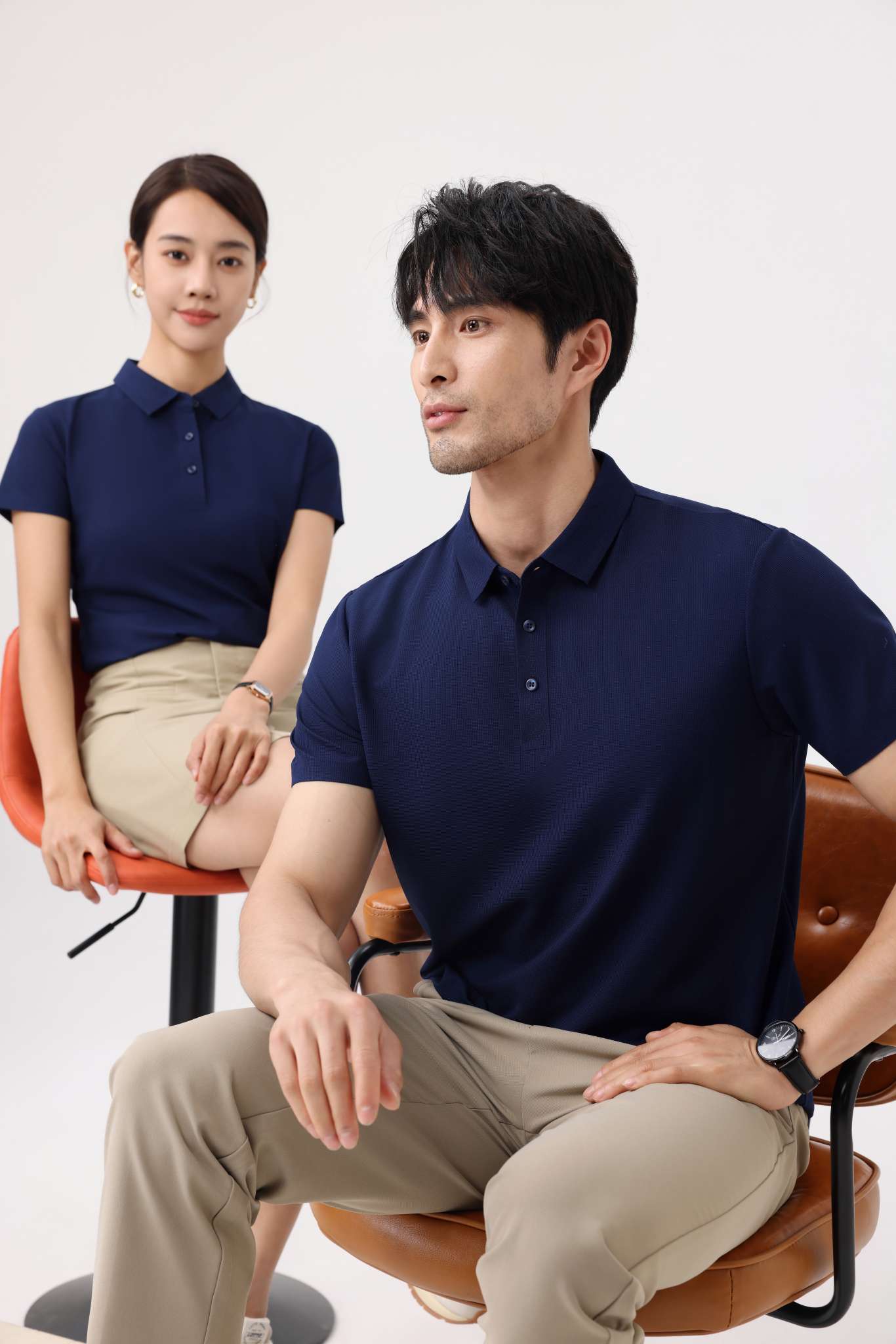 Cross-border high-quality 5A500 brocade ammonia seamless solid color round neck traceless high-end quick-drying ice cool silk men's short-sleeved casual wear for high-end occasions, comfortable, breathable and fashionable new style Specification image